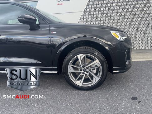 New 2025 Audi Q3 2.0T Premium image 3