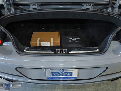 Used 2024 Bentley Continental GT V8 image 43