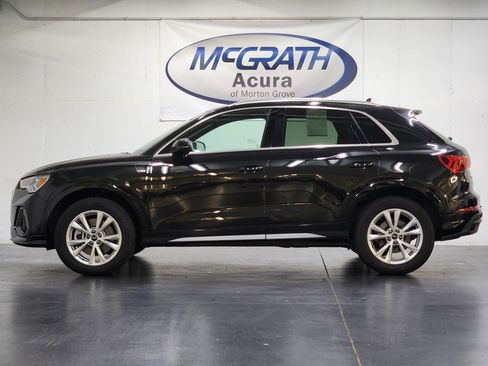 Used 2023 Audi Q3 2.0T Premium Plus w/ Premium Plus Package AWD/4WD image 10