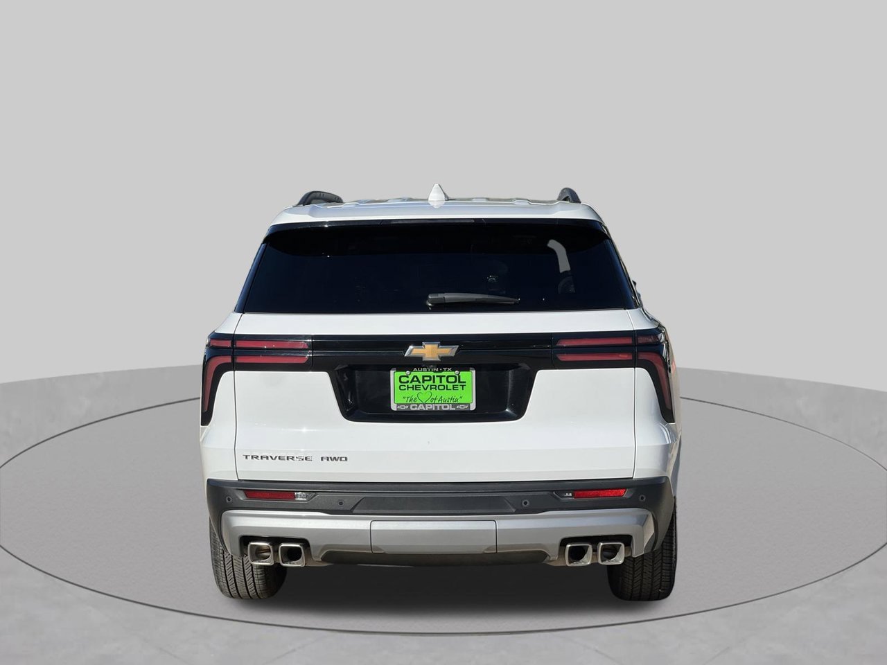 Used 2026 Chevrolet Traverse LT AWD/4WD image 4