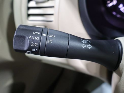 Used 2014 Nissan Altima 2.5 SL w/ Moonroof Package FWD image 36