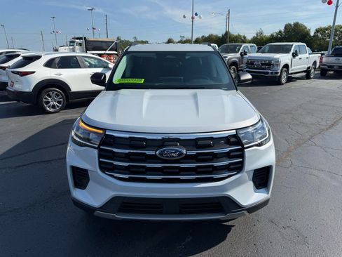 Used 2026 Ford Explorer Active AWD/4WD image 22