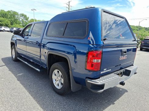 Used 2016 GMC Sierra 1500 SLE w/ SLE Value Package AWD/4WD image 5