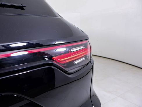 Certified 2022 Porsche Cayenne AWD/4WD image 13