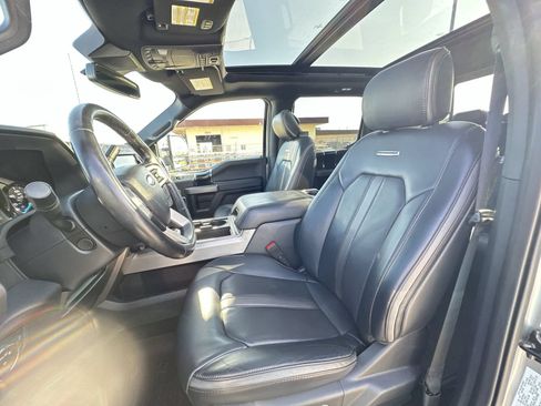 Used 2022 Ford F350 Platinum AWD/4WD image 20