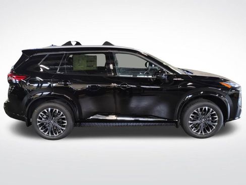 New 2026 Nissan Rogue Platinum w/ Platinum Premium Package image 5