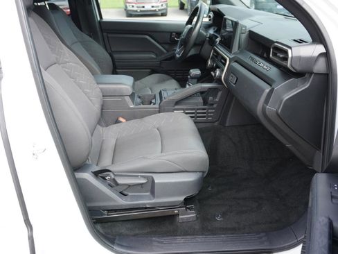 Used 2024 Toyota Tacoma SR RWD image 18