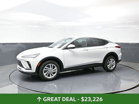 Used 2025 Buick Envista Preferred image 10