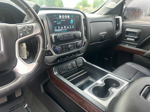 Used 2017 GMC Sierra 1500 SLT w/ SLT Premium Package AWD/4WD image 22