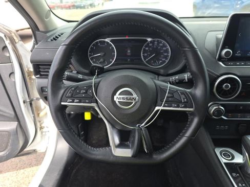 Used 2023 Nissan Sentra SV image 8