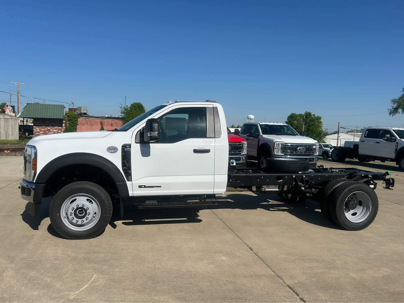 New 2026 Ford F550 4x4 Regular Cab Super Duty image 1
