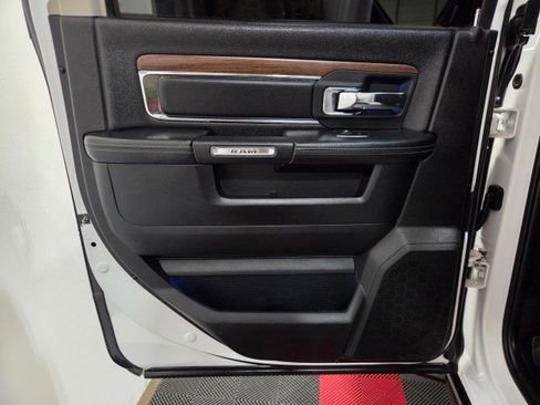 Used 2017 RAM 2500 Laramie w/ Sport Appearance Group image 33