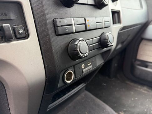 Used 2012 Ford F150 XLT w/ XLT Chrome Pkg AWD/4WD image 14