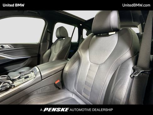Used 2021 BMW X5 sDrive40i w/ M Sport Package RWD image 5