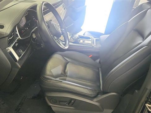 Used 2022 Audi Q8 Prestige AWD/4WD image 16