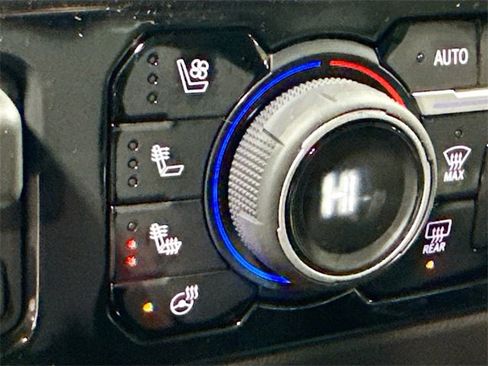 New 2026 Chevrolet Silverado 1500 High Country w/ Technology Package image 24