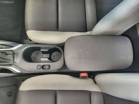 Used 2024 Toyota Corolla LE FWD image 21