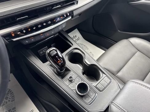 Certified 2025 Cadillac XT4 Premium Luxury AWD/4WD image 74