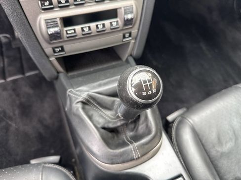 Used 2005 Porsche Boxster image 39