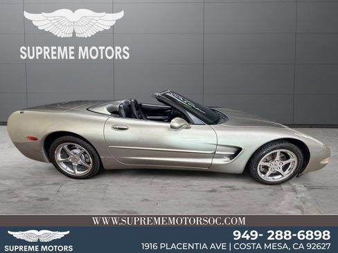 Used 2000 Chevrolet Corvette Convertible w/ Memory Pkg image 1