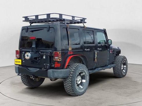 Used 2012 Jeep Wrangler Unlimited Sahara AWD/4WD image 5