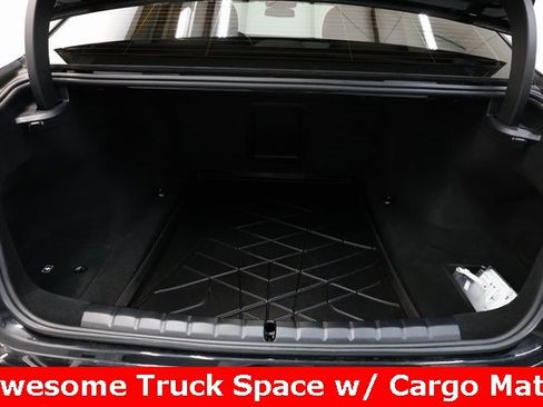 Used 2024 BMW 760i xDrive w/ Executive Package image 53