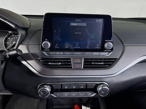 New 2025 Nissan Altima 2.5 SR image 15