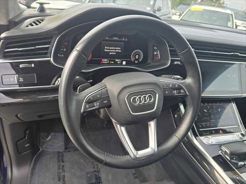 Used 2019 Audi Q8 Prestige w/ Luxury Package image 27