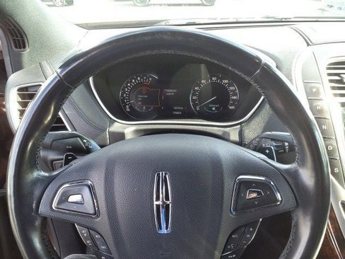 Used 2016 Lincoln MKX Reserve w/ Climate Package image 22