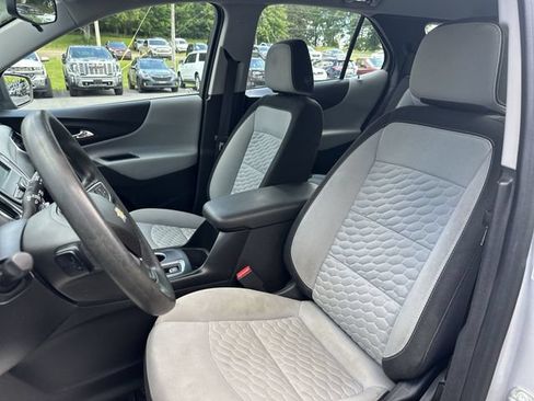 Used 2018 Chevrolet Equinox LS AWD/4WD image 15