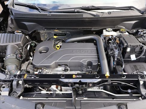 Used 2024 Chevrolet Equinox LT image 12