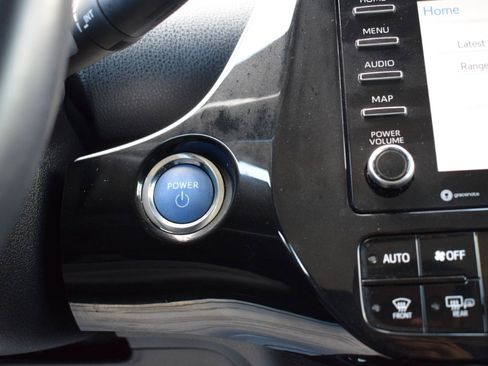 Used 2020 Toyota Prius Prime LE FWD image 15