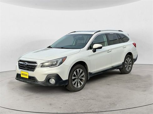 Used 2019 Subaru Outback 3.6R Touring image 1