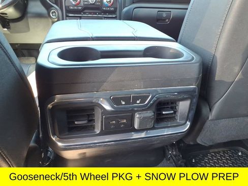 Used 2023 GMC Sierra 2500 AT4 w/ Gooseneck/5TH Wheel Package AWD/4WD image 10