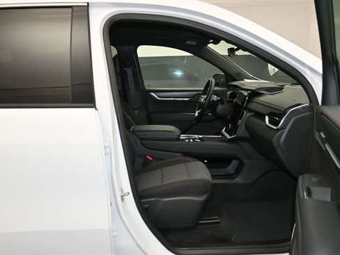 Certified 2025 GMC Acadia Elevation image 29