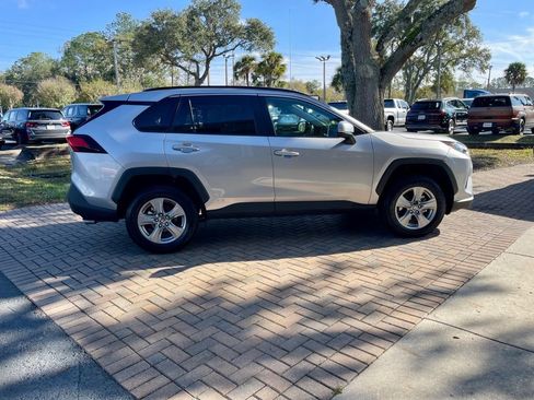 Used 2025 Toyota RAV4 XLE image 7