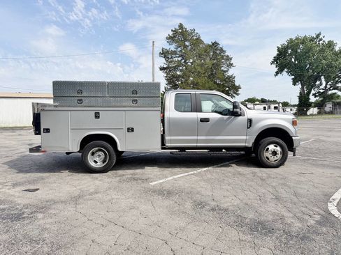 Used 2020 Ford F350 XL w/ Power Equipment Group AWD/4WD image 4