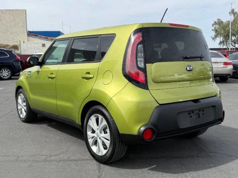 Used 2015 Kia Soul + FWD image 5