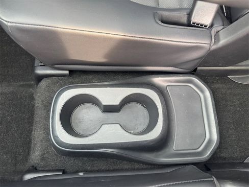 Used 2024 Toyota Grand Highlander XLE image 19