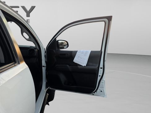 Used 2021 Toyota Tacoma SR w/ SR Convenience Package image 26