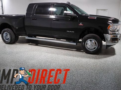 Used 2022 RAM 3500 Big Horn w/ Level A Equipment Group AWD/4WD image 6