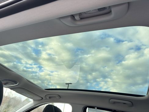 Certified 2022 Hyundai Ioniq 5 Limited w/ Cargo Package image 6