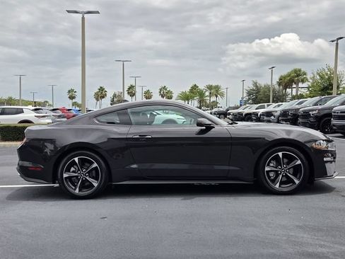 Used 2022 Ford Mustang Coupe RWD image 7