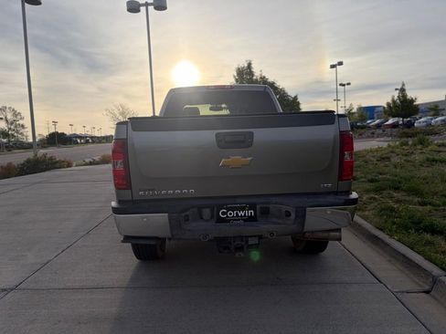 Used 2012 Chevrolet Silverado 2500 LTZ w/ LTZ Plus Package AWD/4WD image 8