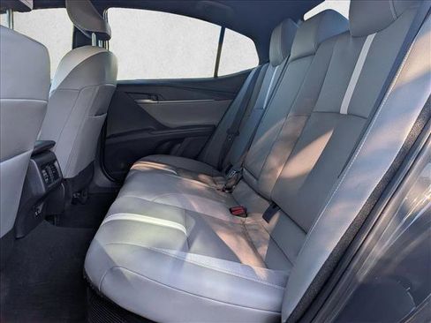 Used 2025 Toyota Camry SE image 17