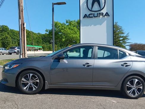 Used 2023 Nissan Sentra SV FWD image 2