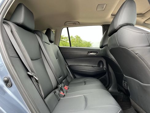 Used 2026 Toyota Corolla Cross XLE w/ Convenience Package FWD image 27