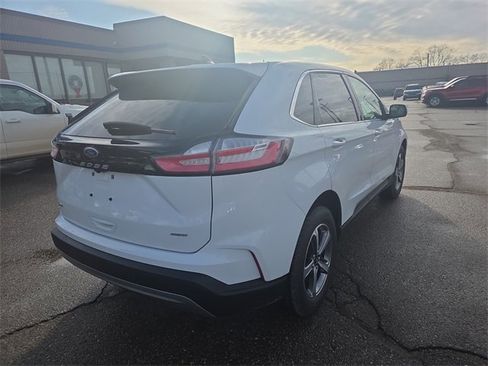 Certified 2024 Ford Edge SEL w/ Convenience Package image 23