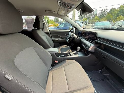 Certified 2025 Hyundai Kona SEL AWD/4WD image 18
