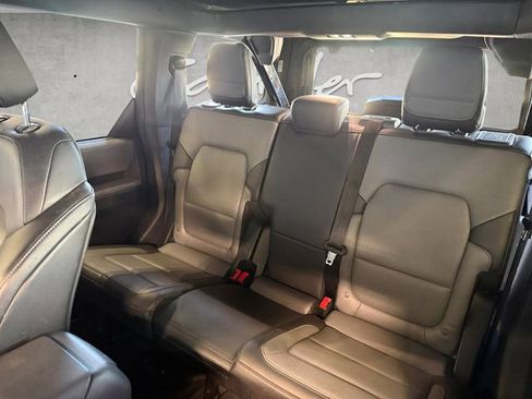 Used 2022 Ford Bronco Everglades image 22